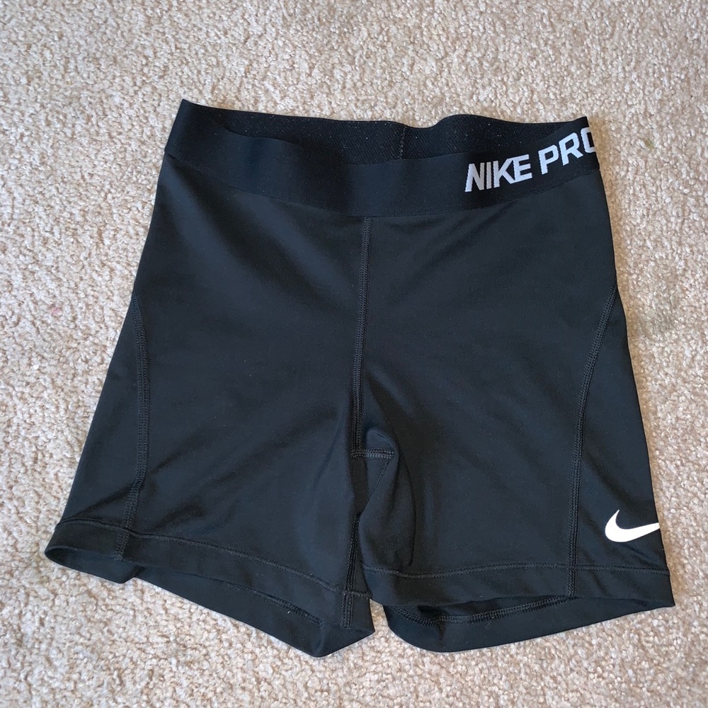 Volleyball spandex